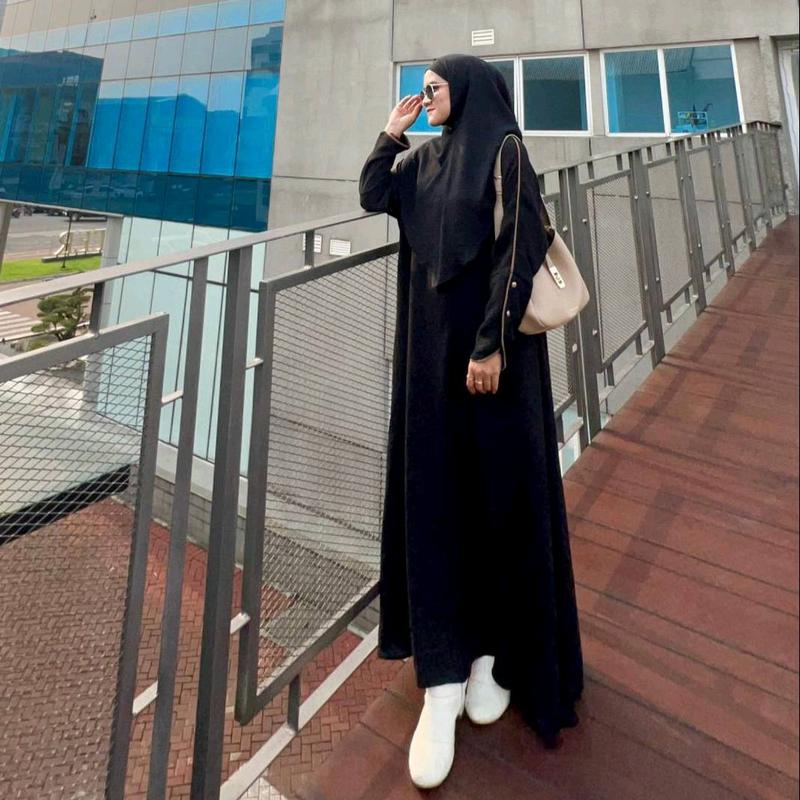 ABAYA UMAMI SET HIJAB ABAYA CRINKLE AIRFLOW ABAYA JUMBO ( FREE HIJAB DAN CIPUT) 1
