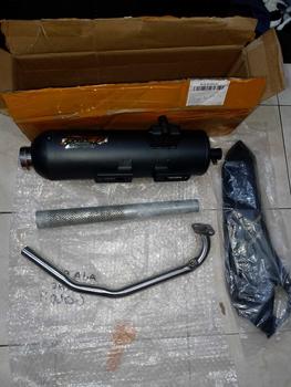 Product Review of Knalpot Standar Racing Original GOLD EXHAUST Full Aksesoris Tameng Air Blade Gen 2 Bass Adem untuk Motor Vario, Beat, Nmax, Aerox, PCX Motorcycle Motorcycle shijiro Kamera from a**a 0