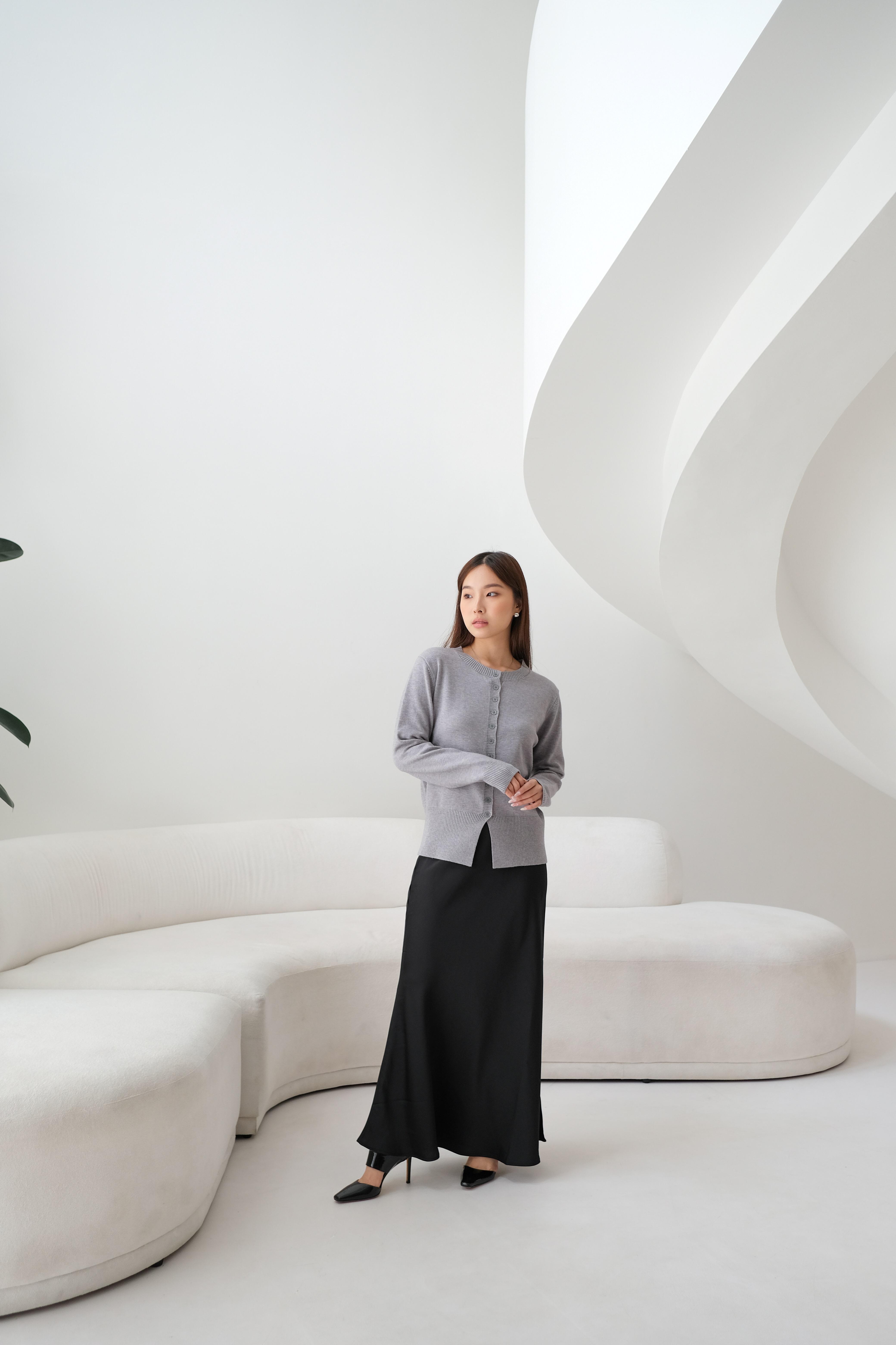 Kiyorawears - Aira Knit Cardigan / Premium Knit Sweater / Cardigan Wanita / Cardigan Rajut / Atasan Wanita Kekinian / Baju Atasan Wanita Terbaru / Jaket Wanita / Atasan Rajut Lengan Panjang / Outer Korean Style Kiyorawears - Aira Knit Cardigan / Premium Knit Sweater / Cardigan Wanita / Cardigan Rajut / Atasan Wanita Kekinian / Baju Atasan Wanita Terbaru / Jaket Wanita / Atasan Rajut Lengan Panjang / Outer Korean Style