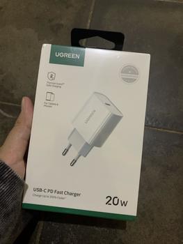 Product Review of UGREEN Wall Charger Kepala Adaptor Usb-C 20W iPhone 11 12 13 14 Pro Max 20 Watt USB Type C PD 4.0 QC from s**z 1