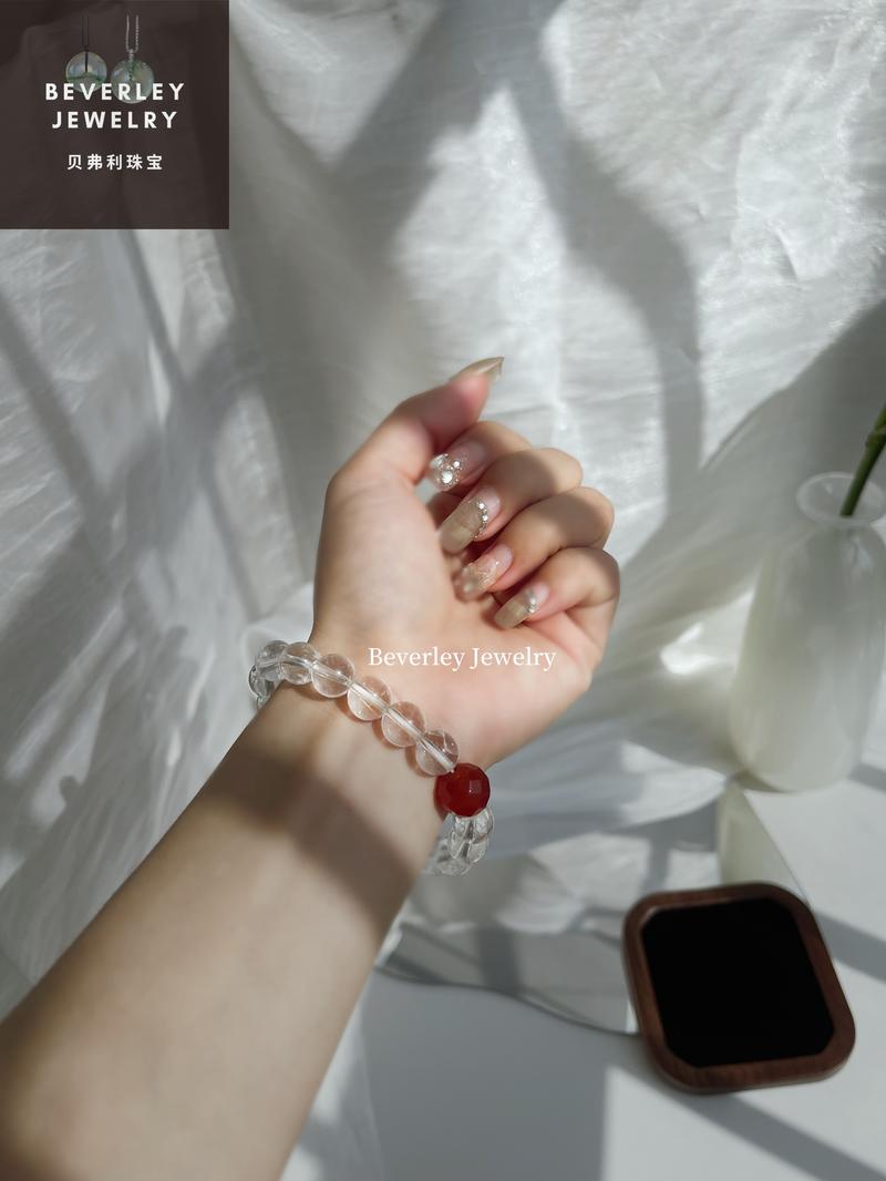 Product Introduction of Beverley Jewelry-Natural white crystal bracelet, raw stone, magnetic field purification, good fortune, simple, high-end, light luxury, niche, for gift, for bestie. agate crystal  bracelet 18