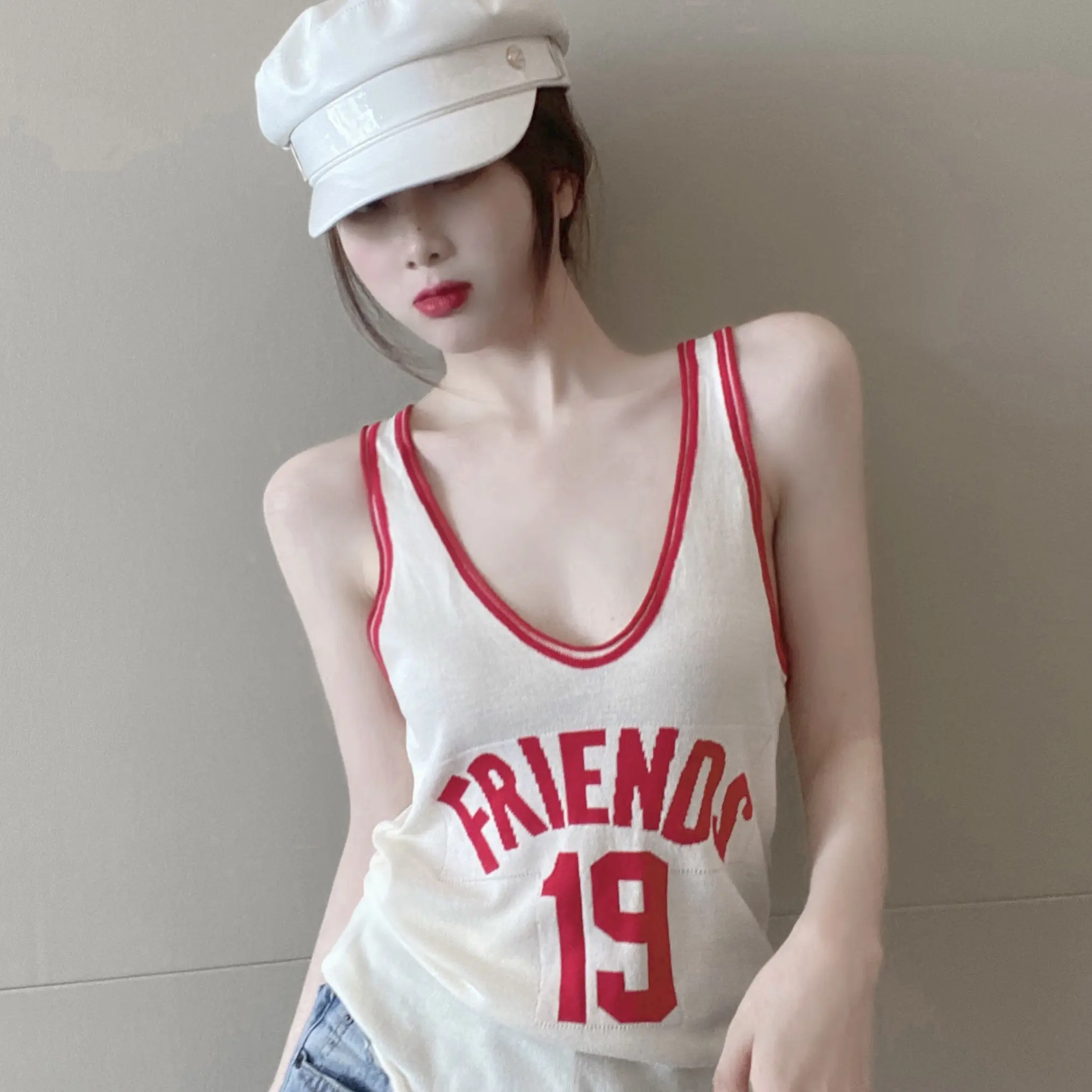 Áo Vest Thể Thao, Phong Cách Mùa Hè Dễ Thương Và Gợi Cảm, Dây Đeo Độc Đáo, Vẻ Đẹp Lưng Rộng Rãi, Không Tay, Dành Cho Nữ, Có Thể Mặc Ngoài Trời Và Bên Trong, Siêu Nóng, Ins, Có Thể Mặc Bên Trong Áo Cánh Sport