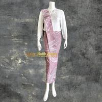 Gambar Galeri Batik Ardev Nagendra Rok Warna Mauve Model Span Instan Resleting Bahan Katun Halus Berselendang Warna Mauve - M dari Galeri Batik Ardev Kota Surakarta 4 Tokopedia