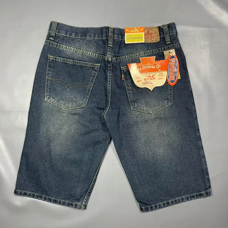 Celana Jeans Pendek Selutut Pria  murah berkualitas Distro 0