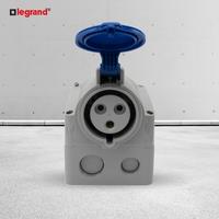 Gambar Legrand Surface Mounting Socket Industrial P17 16A 2P+E 200/250V IP44 Biru - 555154 dari LegrandPowerSolution.id Kota Administrasi Jakarta Barat 3 Tokopedia