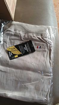 Product Review of CELANA Chino Chinos Remaja Dewasa PANJANG KARET PINGGANG RIP KOLOR Polos Slim-fit Katun Twill Combed Cowok Kain Rib Pria Nyaman Waist Casual Lembut Kantong from J**a J**a K**a 0