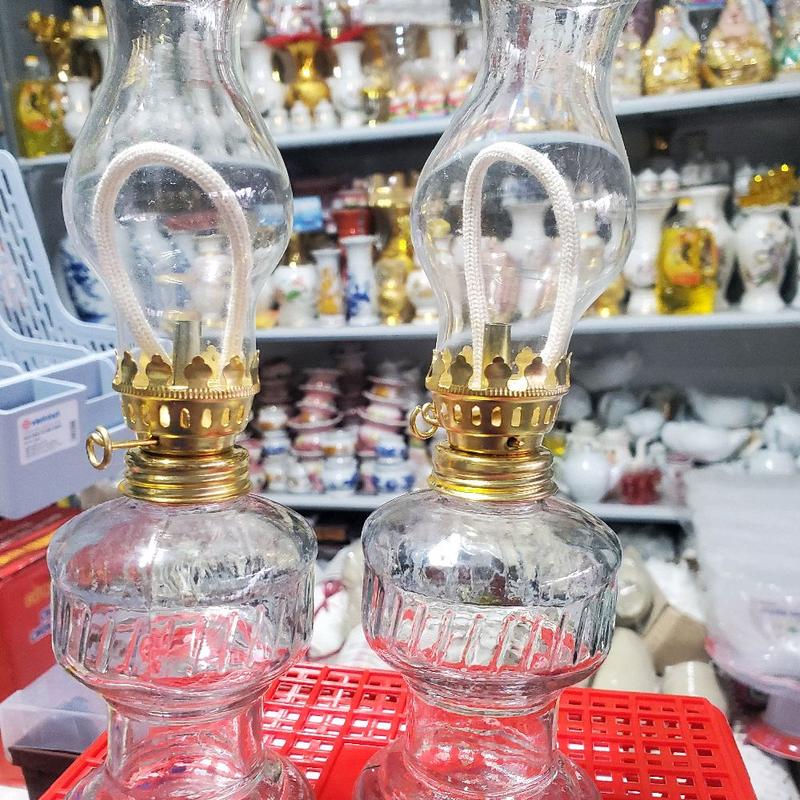 bộ đôi đèn dầu cổ điển thủy tinh