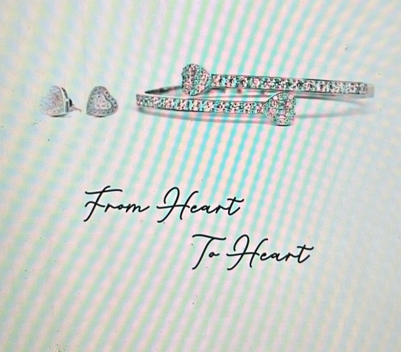 ABCDE - HEART TO HEART BANGLE
