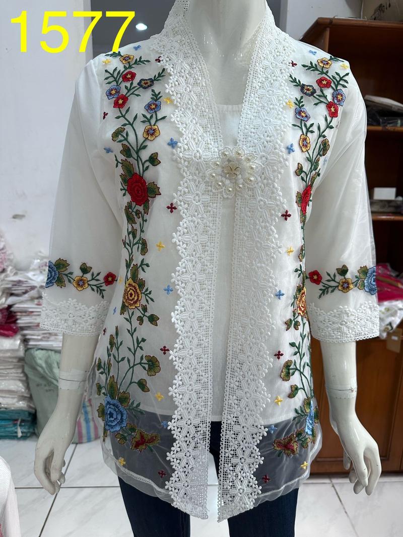 Product Introduction of 1514 kebaya rompi organdi alexuez premium brukat /kebaya encim bordir 4
