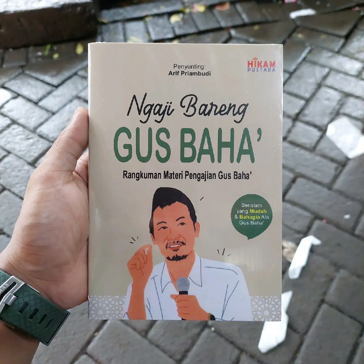 BUKU RELIGION & SPIRITUALITY / NGAJI BARENG GUS BAHA "RANGKUMAN MATERI PENGAJIAN GUS BAHA"