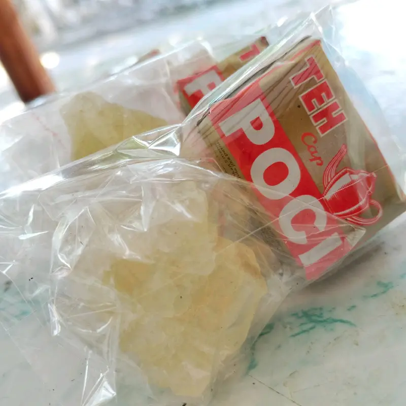 Paket Teh cap Poci dan Gula Batu sekali seduh (isi 10) 0