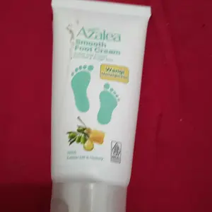 Azalea Smooth Foot Cream (For Hand & Foot) - Krim Zaitun Perawatan & Pelembut Kaki, Siku, & Telapak Tangan Kering Pecah - Pecah
