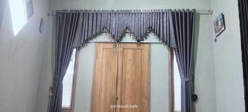 Product Review of conto poni gorden blackout tinggi 50 cm from T**🍤 1