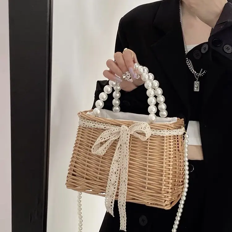 [Magnolia] Tas Rotan Mutiara Kotak Elegan Anyaman 2