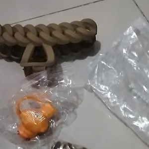 KIOS SERBA - SISIR KUTU SERIT KUTU PENDEK MULTIFUNGSI PEMBASMI KUTU DAN KETOMBE MATERIAL LOGAM RAPAT