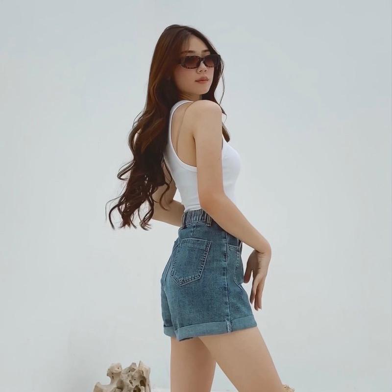 Charlotte - Babel Jeans stretchy Short 6