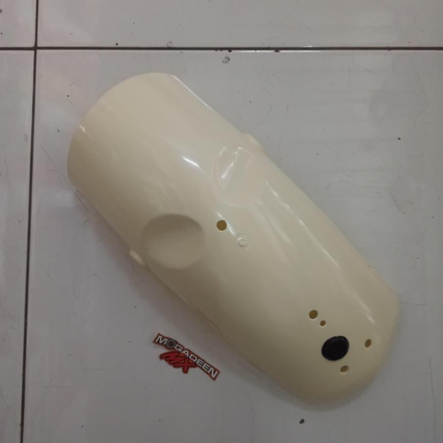 Spakbor Belakang Suzuki TS125 125 Imitasi KW *putih mirip ori
