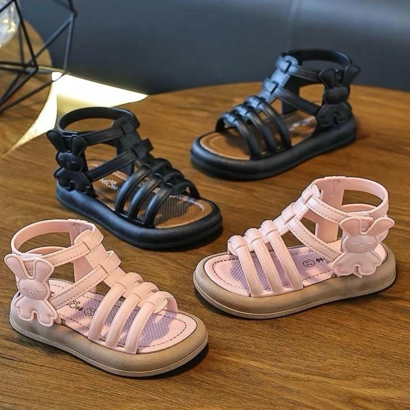  Dép sandal chiến binh dành cho bé gái đế cao su mềm quai dán tiện lợi có hình thỏ dễ thương. 