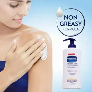 Vaseline Intensive Care Advanced Repair Lembut Terhormon Non Greasy Formula untuk Kulit Lebih Lembut dan Terlindungi 400ml Asli 100%