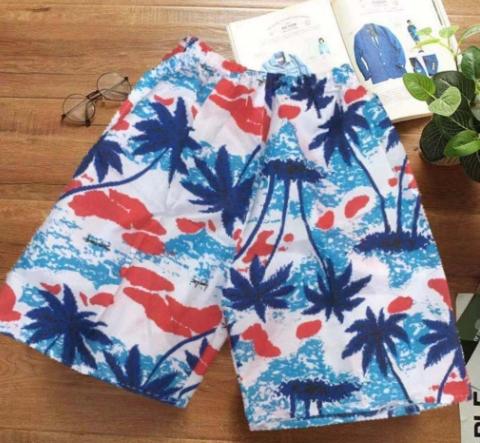 Product Introduction of There are various styles and random patterns of casual beach pants. Shorts blind box seluar  jorts shorts Fashion Menswear  Trouser Man Outfit Tropical Stylish 5