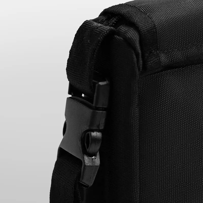 Guten Inc Porte Slingbag Black Gold Tas Selempang Pria 5