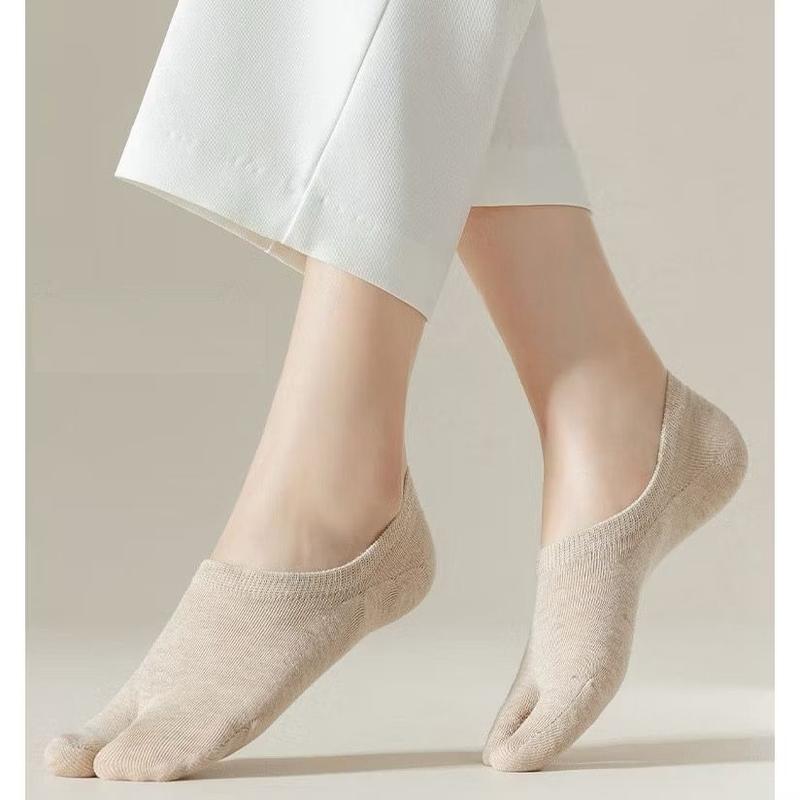 Product Introduction of JOIN Kaos Kaki Wanita Semata Kaki Polos Korean Style Ankle Socks / Kaos Kaki Pendek Jempol Semata Kaki / Hidden Invisible Women Socks / Kaos Kaki Jari 204 19