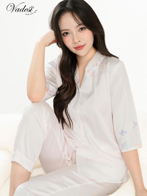 Bộ quần dài tay lỡ pijama Vadesi mẫu hoa linh lan chất liệu lụa cao cấp sang mát nhẹ mềm mại