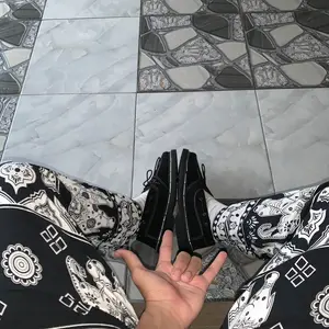 DOPE Sepatu Loafers Docmart Formal Casual Pantofel Kerja Pria Hitam dengan Desain Formal dan Casual