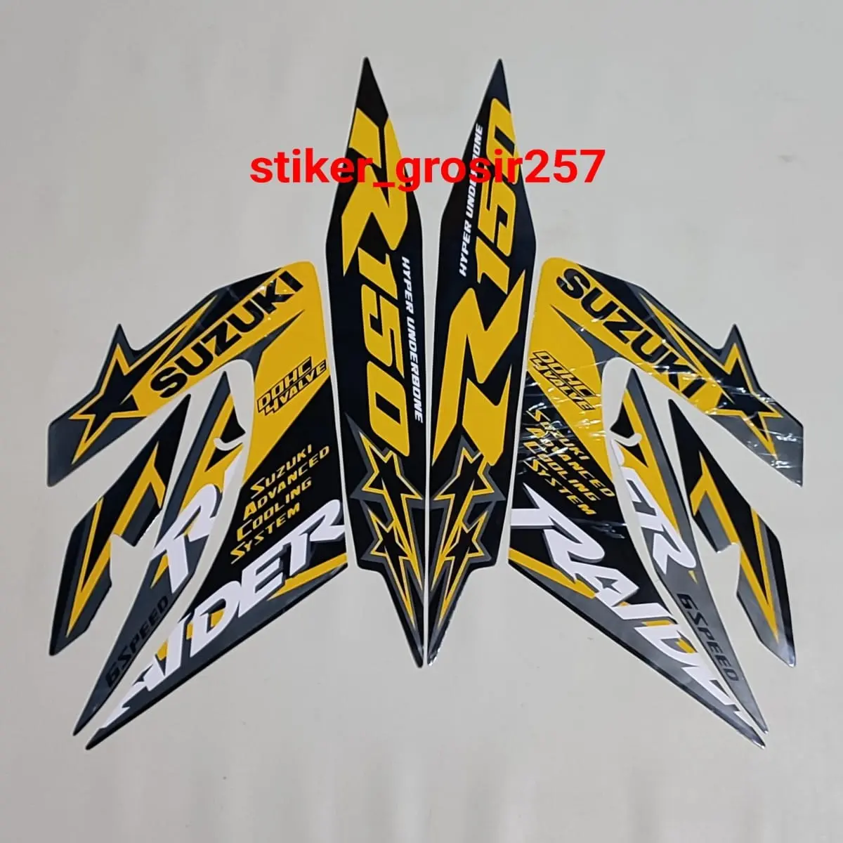 STIKER STRIPING SUZUKI SATRIA FU RAIDER R150 FACELIFT 2013 2014 2015 WARNA HITAM KUNING LIST BODY STANDAR - Motorcycle