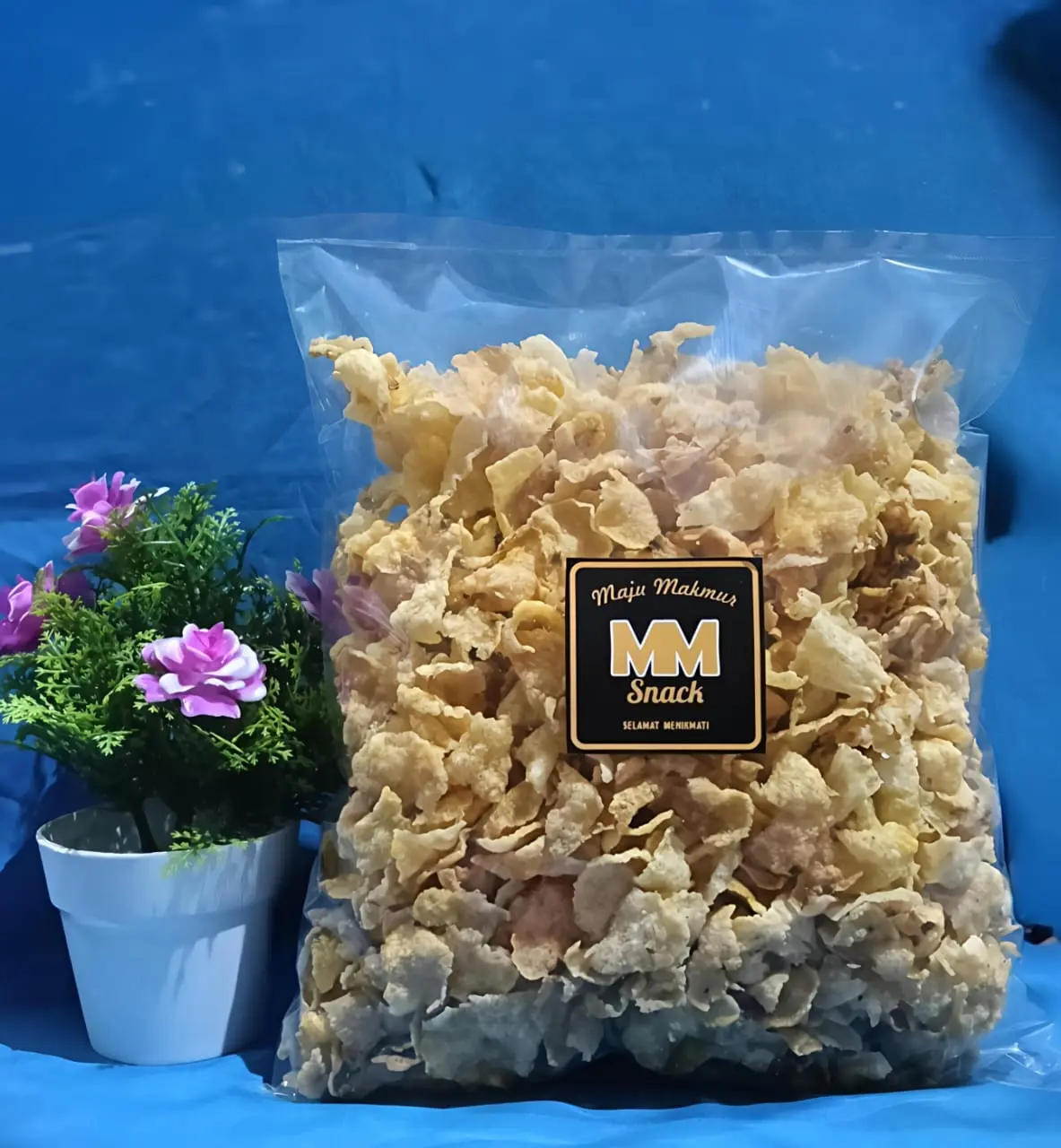 ANEKA SNACK CAMILAN MURAH/EMPING JAGUNG SUPER RENYAH KEMASAN 250GR