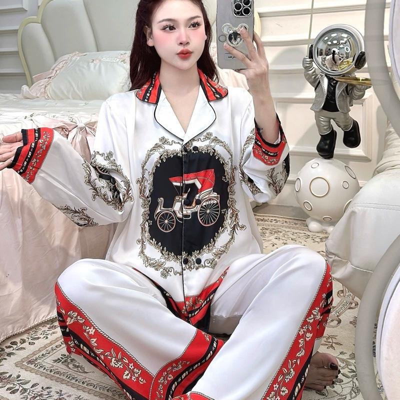 Đồ Bộ Pijama Bigsize,Cổ Vest In Xích Lô Đỏ Nền TRẮNG, FROM RỘNG Lụa Latin Tơ Tằm quần dài 95cm Có 2 Túi Quần 0