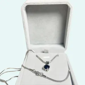 Kalung Titanium Wanita Liontin Permata hitam Terbaru Mewah Elegan Anti Karat Dan Tidak Mudah Luntur