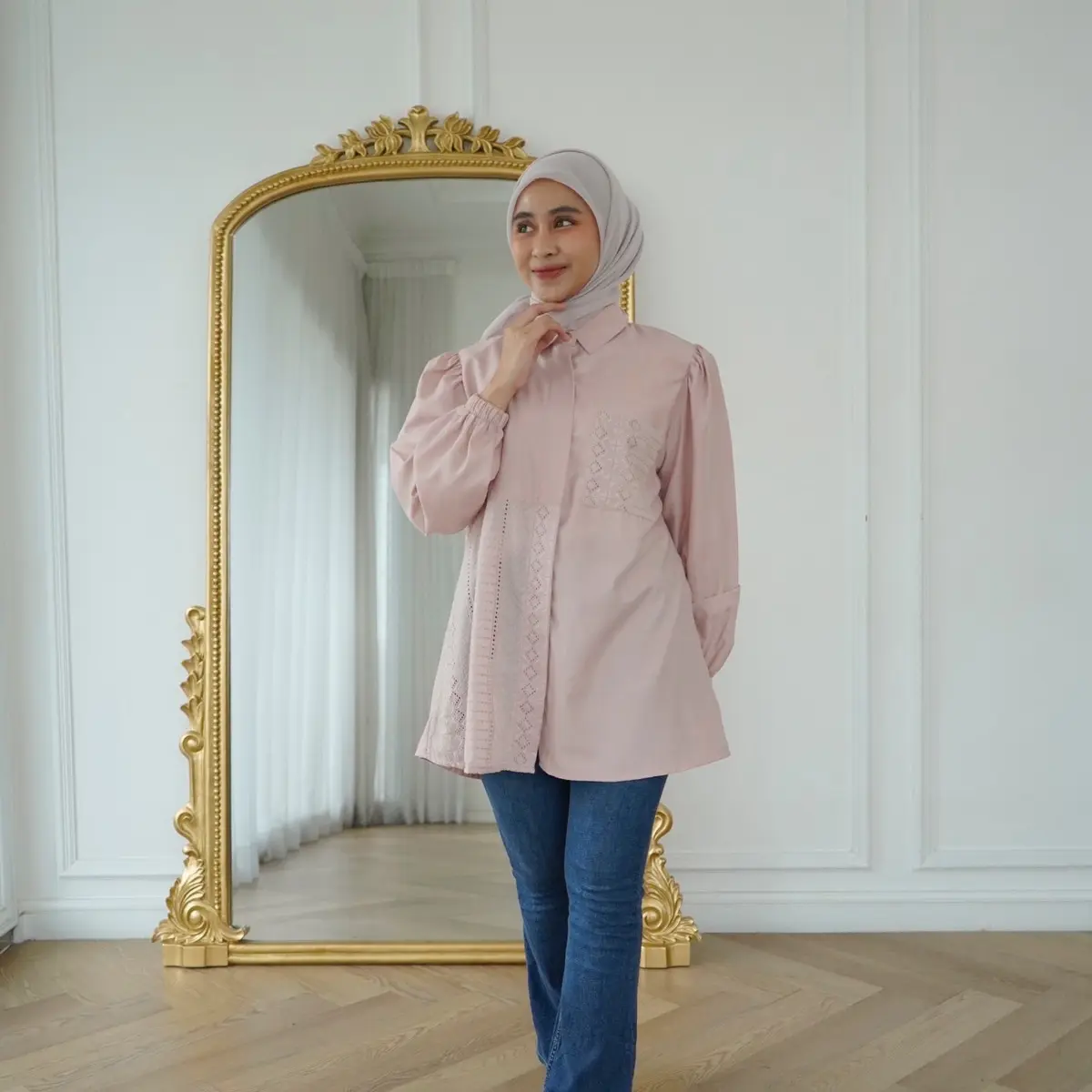 BY LFAZ Alaia Embroidery Shirt | Kemeja, Bordir, Kondangan, Kerja Balon Kancing Atasan Katun