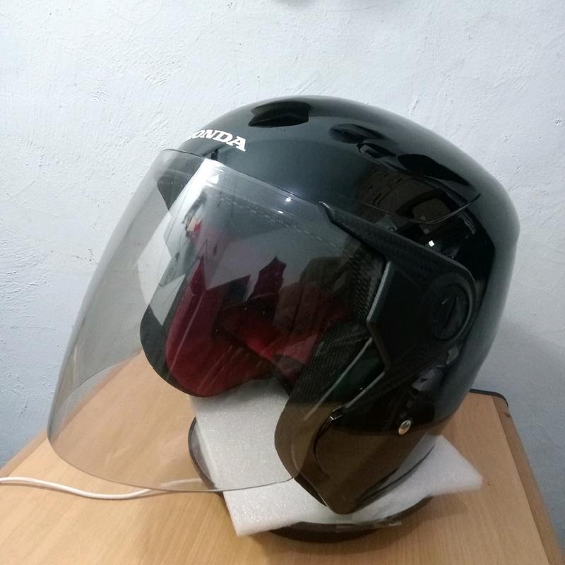 helm standar Honda pcx  dan new  vario original Motor 4