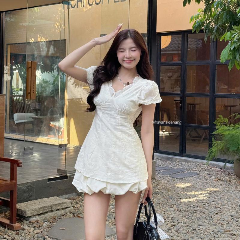 (PB.HAVANA) Set áo LIANA phối ren hoạ tiết nơ kèm chân váy bí SAT371