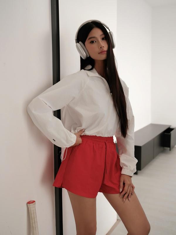  BASIC BST SPORTY FLOW 2 Set Áo Dù Tay Dài Và Quần Short 2 Lớp BASIC AMBER SET 