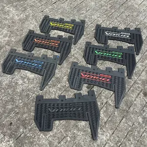 MUDFLAP HONDA VARIO CARBON PENAHAN LUMPUR / PELINDUNG MESIN DARI CIPRATAN LUMPUR SPAKBOR  KOLONG TULISAN VARIO THAILAND MOSCOW IMPORT DECPAD VARIO NEW OLD