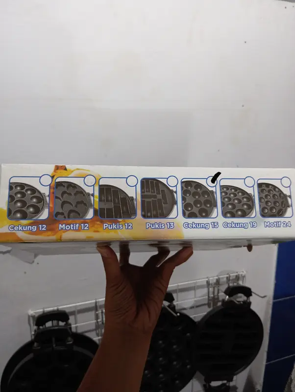 CETAKAN 19 CEKUNG HAPPY CALL / CETAKAN TAKOYAKI / CETAKAN TELUR  Aluminium Kaca Teflon Masak Peralatan Kitchenware Loyang alat 5