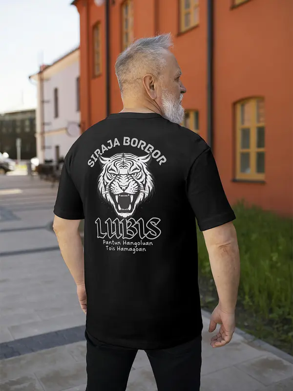 Kaos Marga Lubis siraja borbor bahan cotton combed 20s design depan dan belakang Pria Baju Distro Hitam Oblong Katun Wanita Polos Pendek Keren Unisex Atasan Cowok Dewasa Sablon Motif Kata Tulisan 4