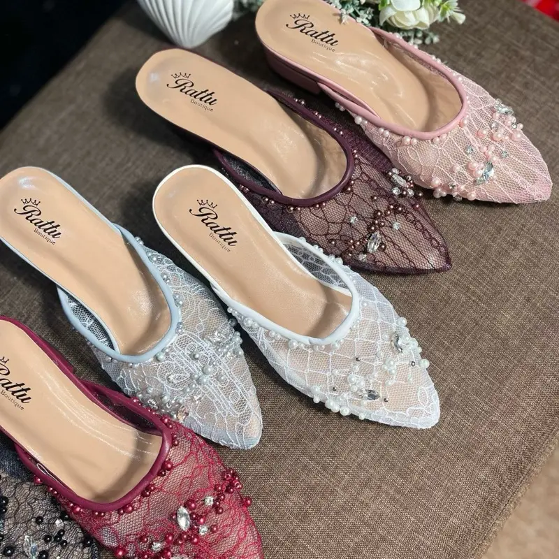 Sepatu Wanita pesta Payet Maryam Brukat Hak 3cm - Ukuran 36-41 - Karet, Kasual, Heels, Shoes, Sendal, Putih 2