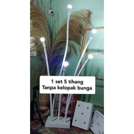 Standing Lampu Dekorasi.Standing lampu kelopak bunga, backdrop dekorasi pelaminan, Standing Lampu dekorasi.Rustic 5