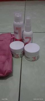 Product Review of READY SIAP KIRIM PAKET LENGKAP CREAM PEMUTIH BRIGHTENING BOOSTER LS SKINCARE Kulit sensitif Pemutihan Semua Jenis Kulit Bebas Alkohol Kontrol Minyak Hidrasi from @**a N**🥰 2