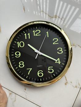 Product Review of Đồng Hồ Treo Tường Dạ Quang Mạ Viền Decor Trang Trí Phòng Khách T03 - Đồng Hồ Treo Tường LINH DECOR Trang Trí Nhà quatang from T** T**h ** 0