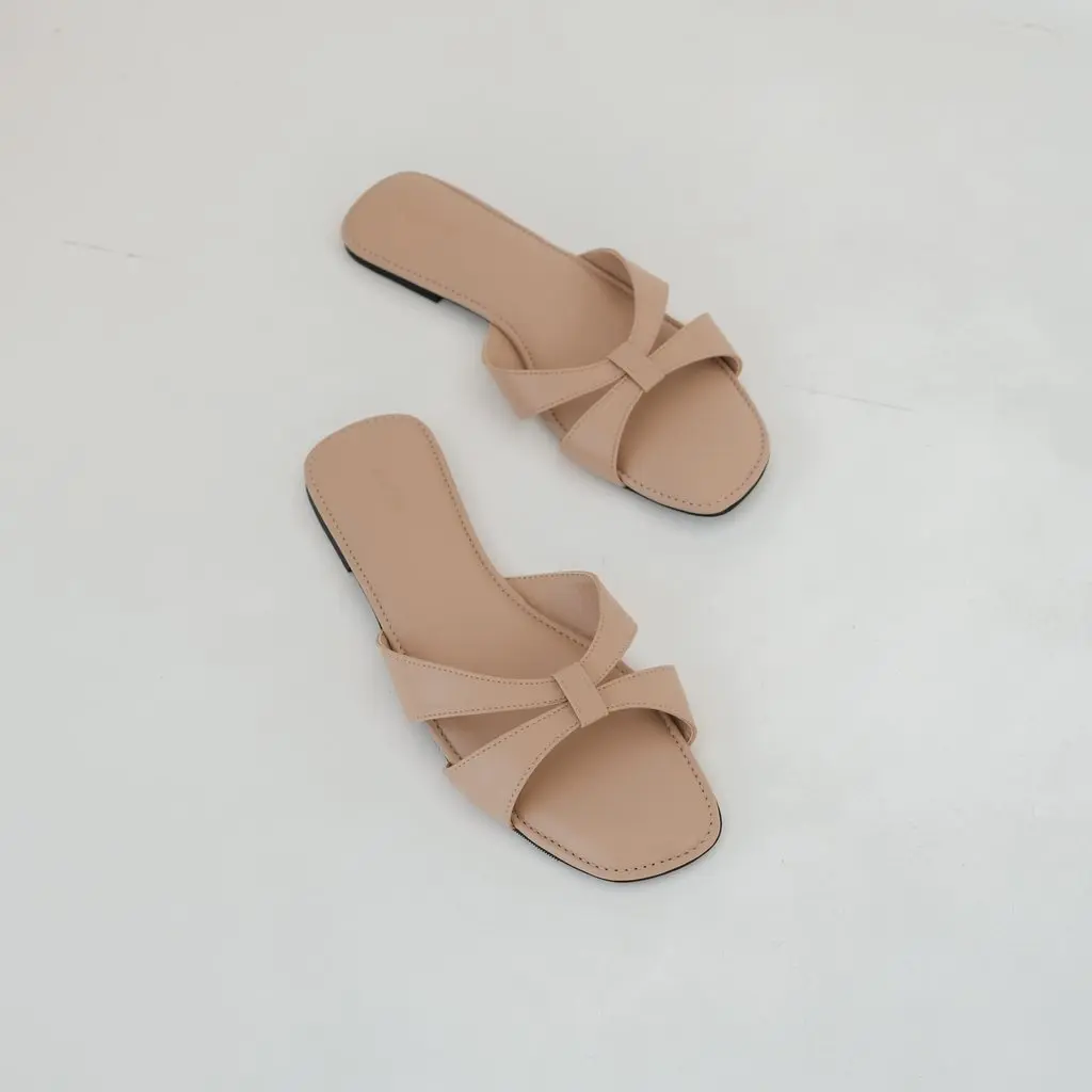 (Exclusive) KELLY SANDALS (ETOUPE)