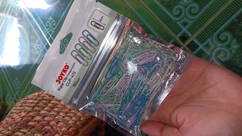 Product Review of (150 Pcs) Paper Clip Oval Warna Warni JOYKO CLIP-472 / CLIP-473 / No.3 Clips Klip Kertas Sedang 28 mm from y**t 0