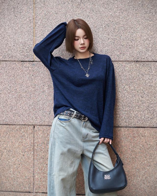 Áo Len Dài Tay Cổ Tròn Nam Nữ Mặc Mùa Đông MADMIND D11 - Màu Đen Xanh Nâu