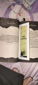 Product Review of BUKU SELF IMPROVEMENT / KAMU TAK HARUS SEMPURNA Soft Cover from t**❣ 0