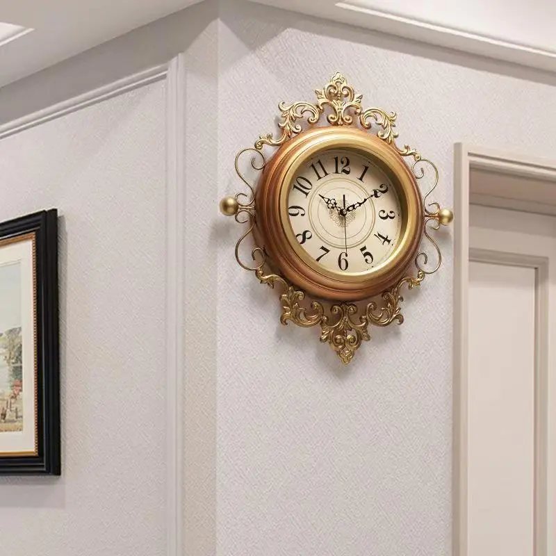 American living room clock creative European wall clock retro art wall watch hanging wall home silent fashion clock