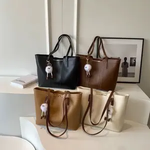 Tas Bahu Wanita Livy Muat Laptop Kulit Sintetis Premium Tanpa Boneka Tas Totebag Wanita Kuliah , Kerja & ootd