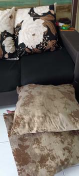 Product Review of Sarung Kusyen, Reka Bentuk Bunga, Tersedia dalam 70 × 70, 60 × 60, 50 × 50, 45 × 45, 40 × 40, Sarung Bantal Sofa, Hiasan Rumah, Diperbuat daripada Kapas, Boleh Digunakan sebagai Sarung Bantal Baling. from L** n**💓 1